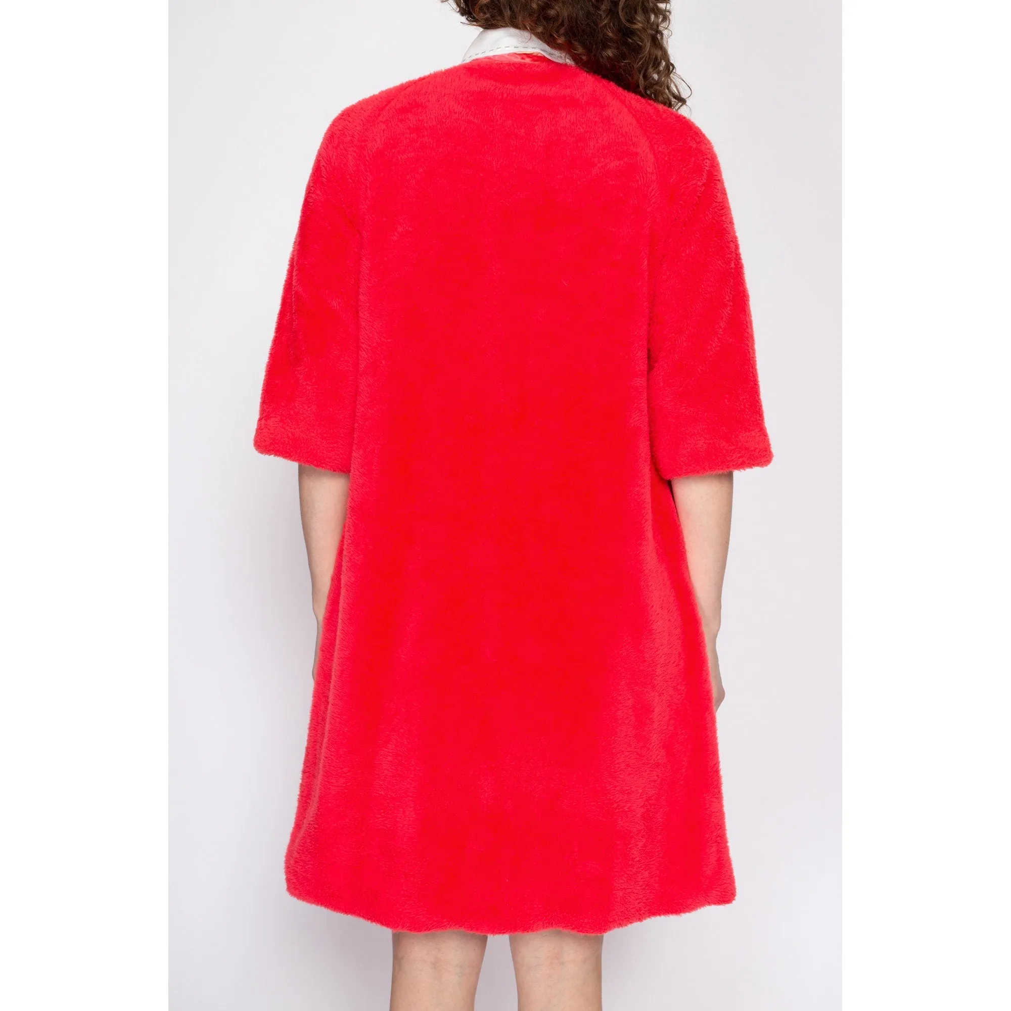 Small 60s Pink Plush Flower Button Robe