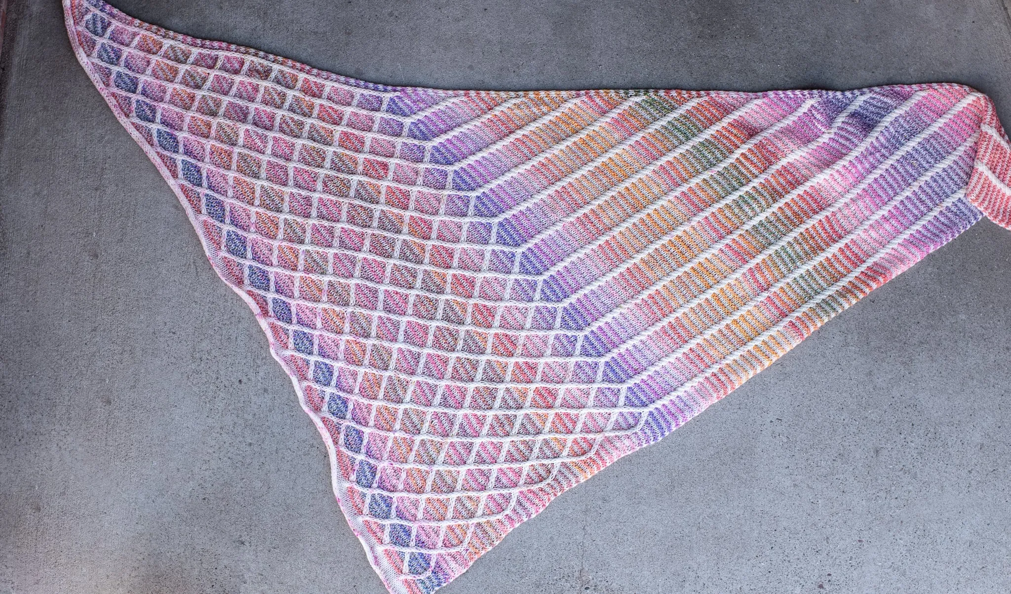 Spiraling Cables Triangle Kits